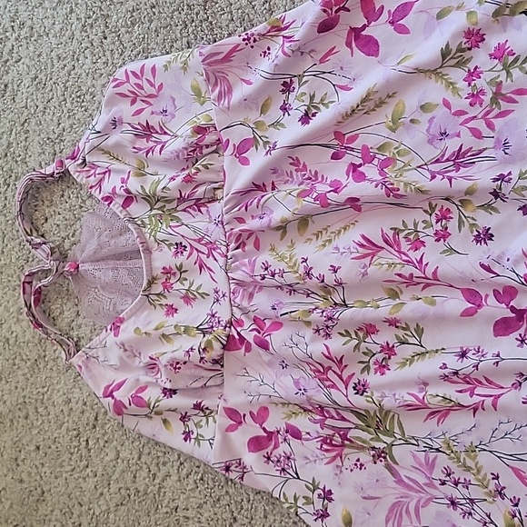 Joyspun Nightie. Small - Picture 2 of 4